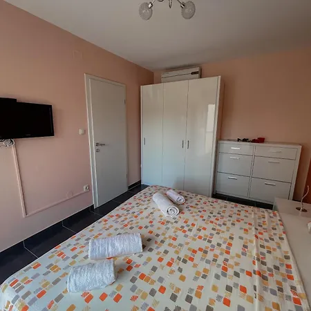 Ivanka * Τρογκίρ