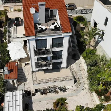 Apartment Ferienhaus Ivanka